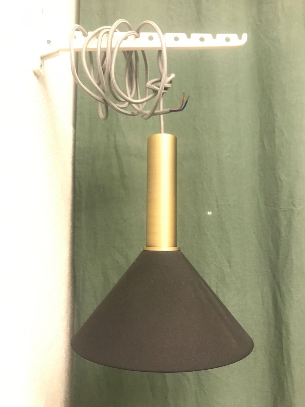 Ferm living Lampen: Hängelampe Ferm Living / Socket Pendelleuchte mit Cone Shade – Neu (gemäss Beschreibung) aus Zürich von Robinejoya 3