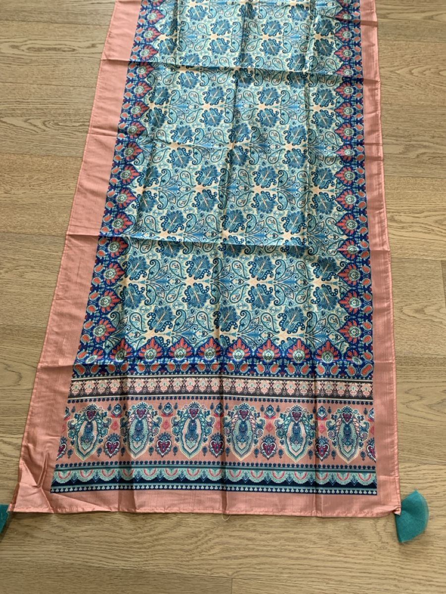 Foulard & Sciarpe: Table runner Scarf with Tassels (1.80 x 65cm) – Nuovo e nell'imballaggio originale da Immensee venduto da Gitter 2
