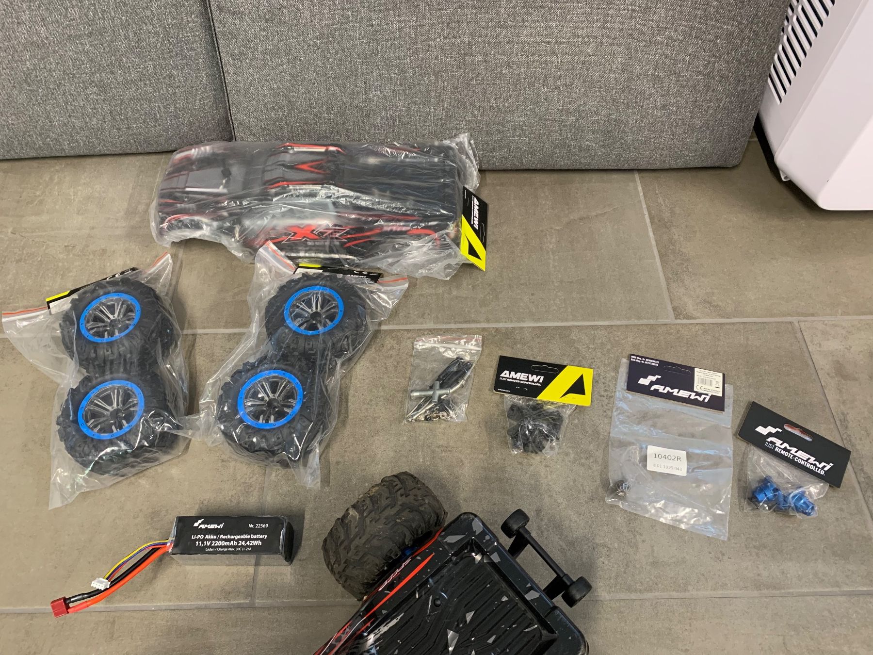 Amewi Modellismo RC: Amewi Crusher RTR Ready-to-Run – Usato da Reinach AG venduto da Renaultpower 5