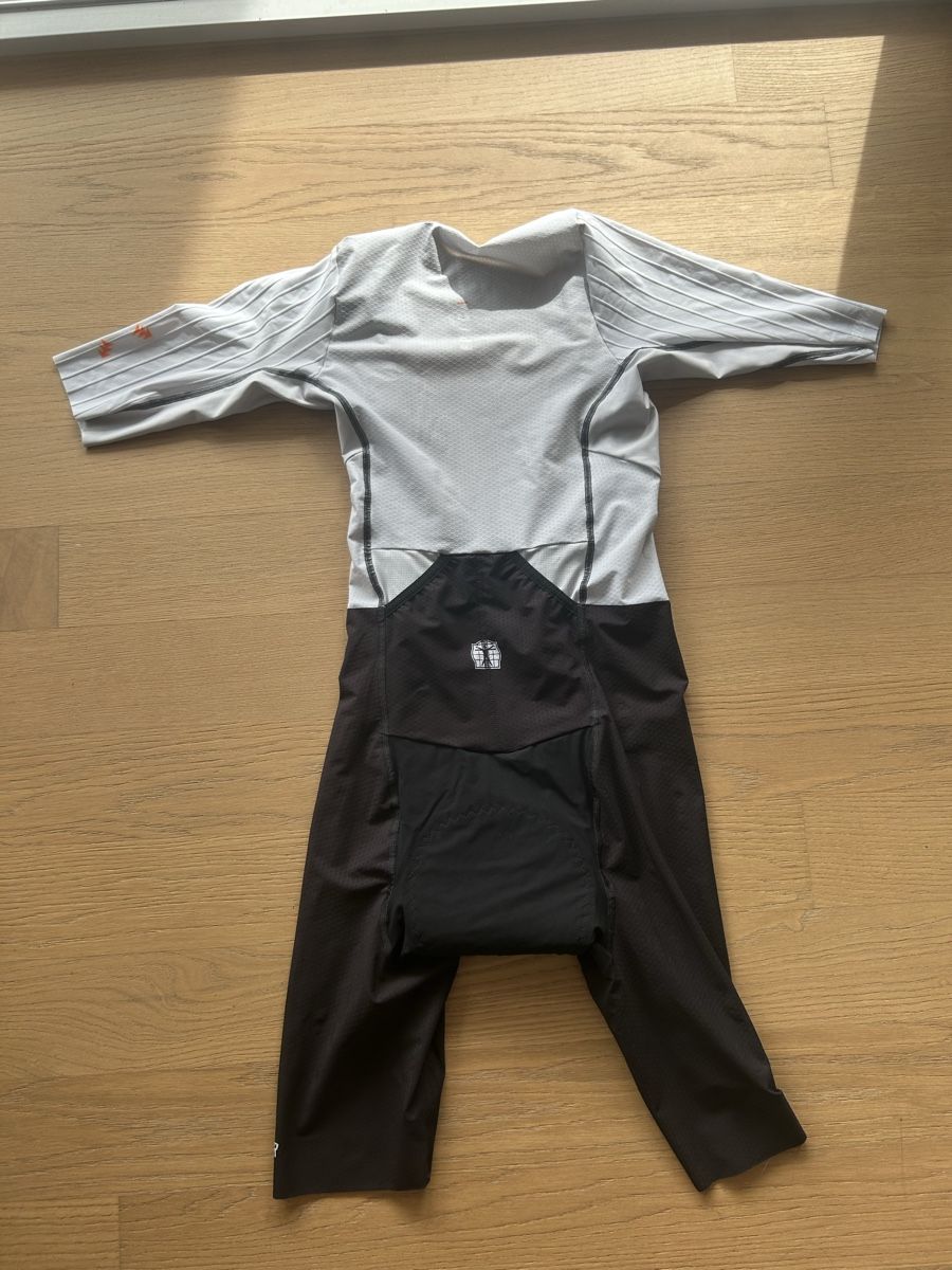Completi, tute sportive e funzionali: Bioracer Trisuit Epic Aero – Nuovo (secondo la descrizione) da Chur venduto da ErwanGaillard 1