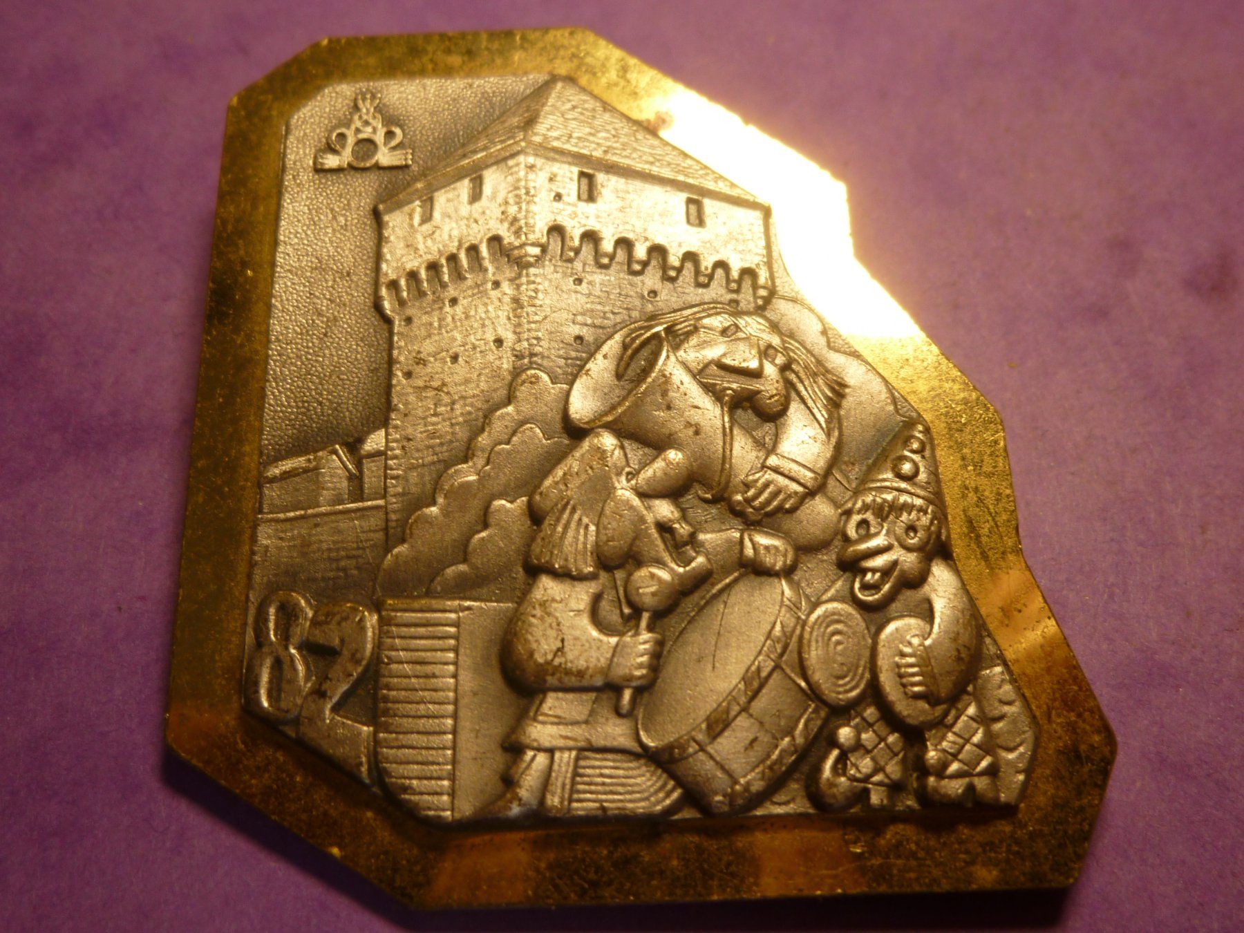 Placchette & Badge: LUZERN 1982 GOLD – Usato da Ried (Muotathal) venduto da Mandarin02