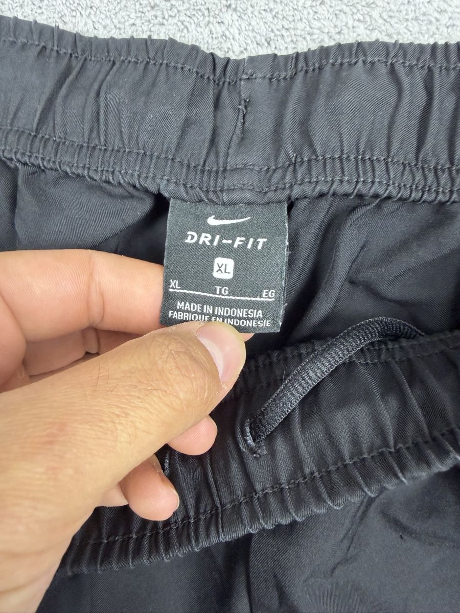 Nike Pantaloni: Nike sweatpants – Usato da Erlinsbach SO venduto da TogaResell 3