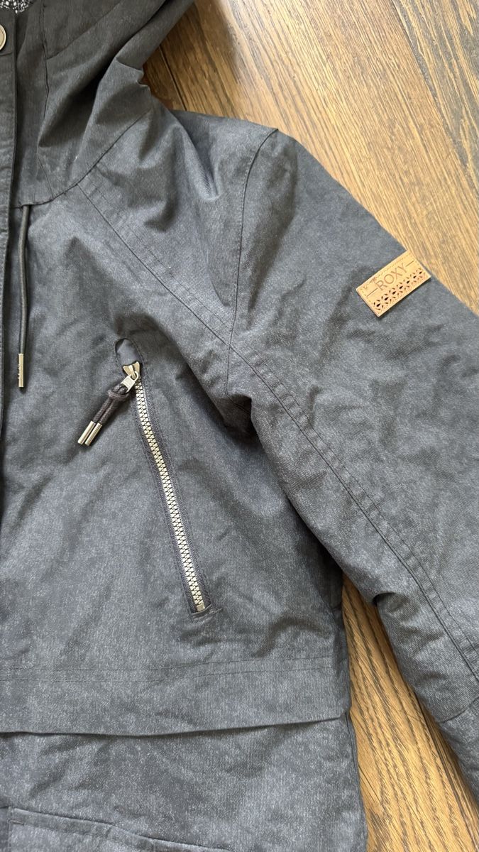 Roxy Giacche: Roxy Snowboardjacke Dryflight Technology Grösse S – Usato da Zollikon venduto da rundbsurf 1