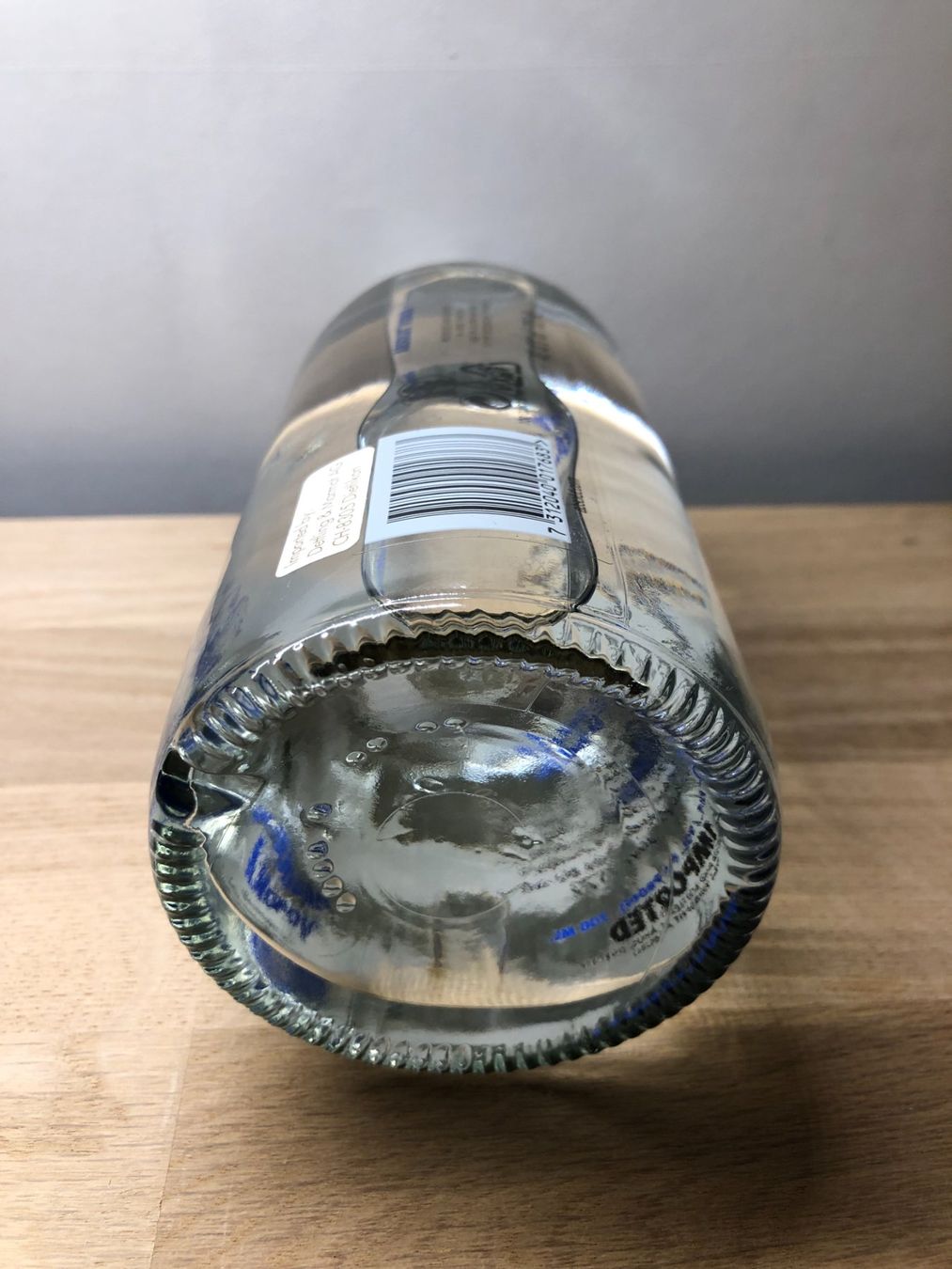 Absolut Vodka Spiritueux: ABSOLUT VODKA 700ML (ca. 2007) - Lot Code: L68X7 13:43 – Neuf avec emballage d'origine à Aarberg par umearocks 4