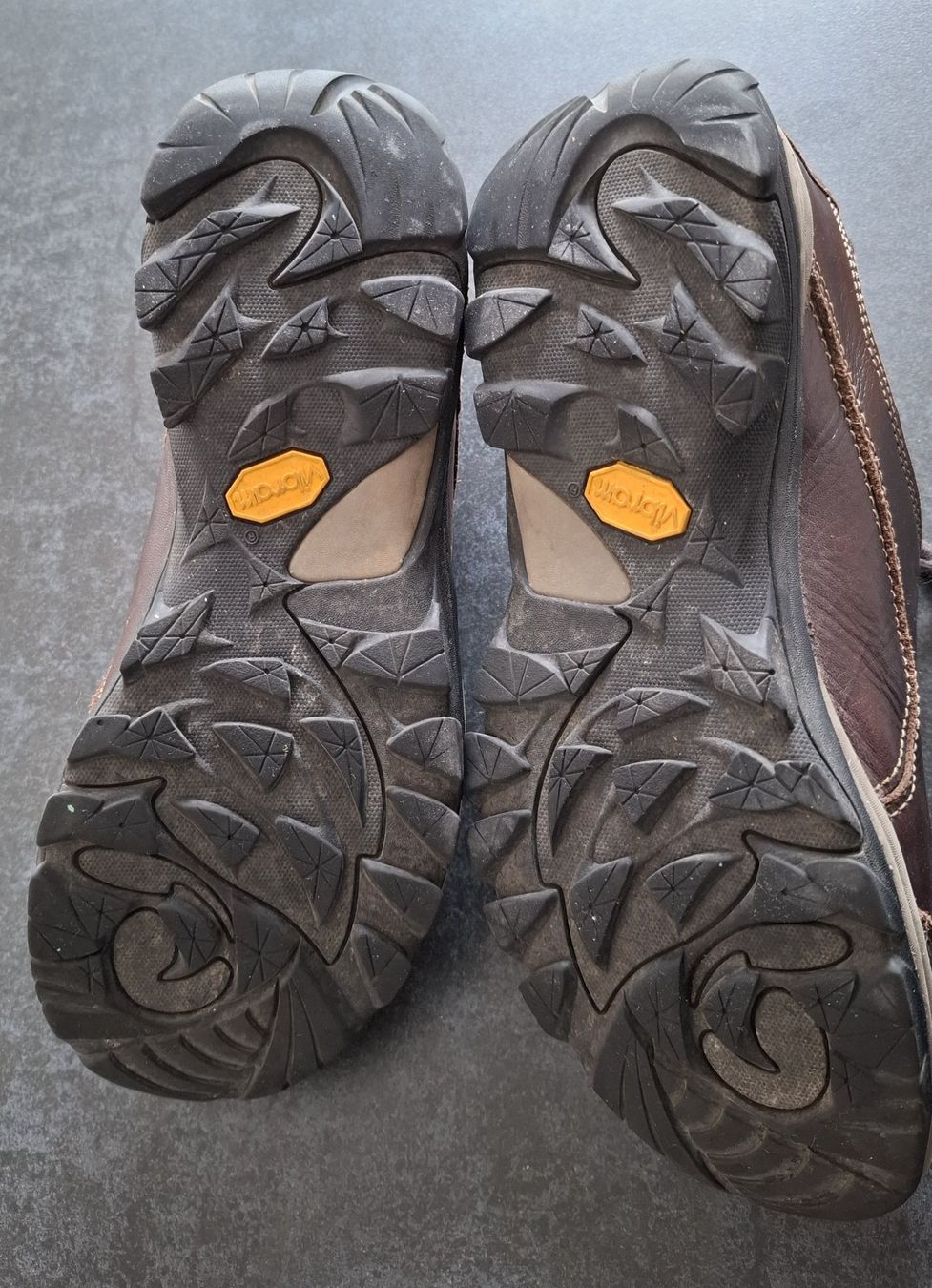 Chaussures femmes: Chaussures en cuir Meindl – D'occasion à Châtel-sur-Montsalvens par Sss4 2