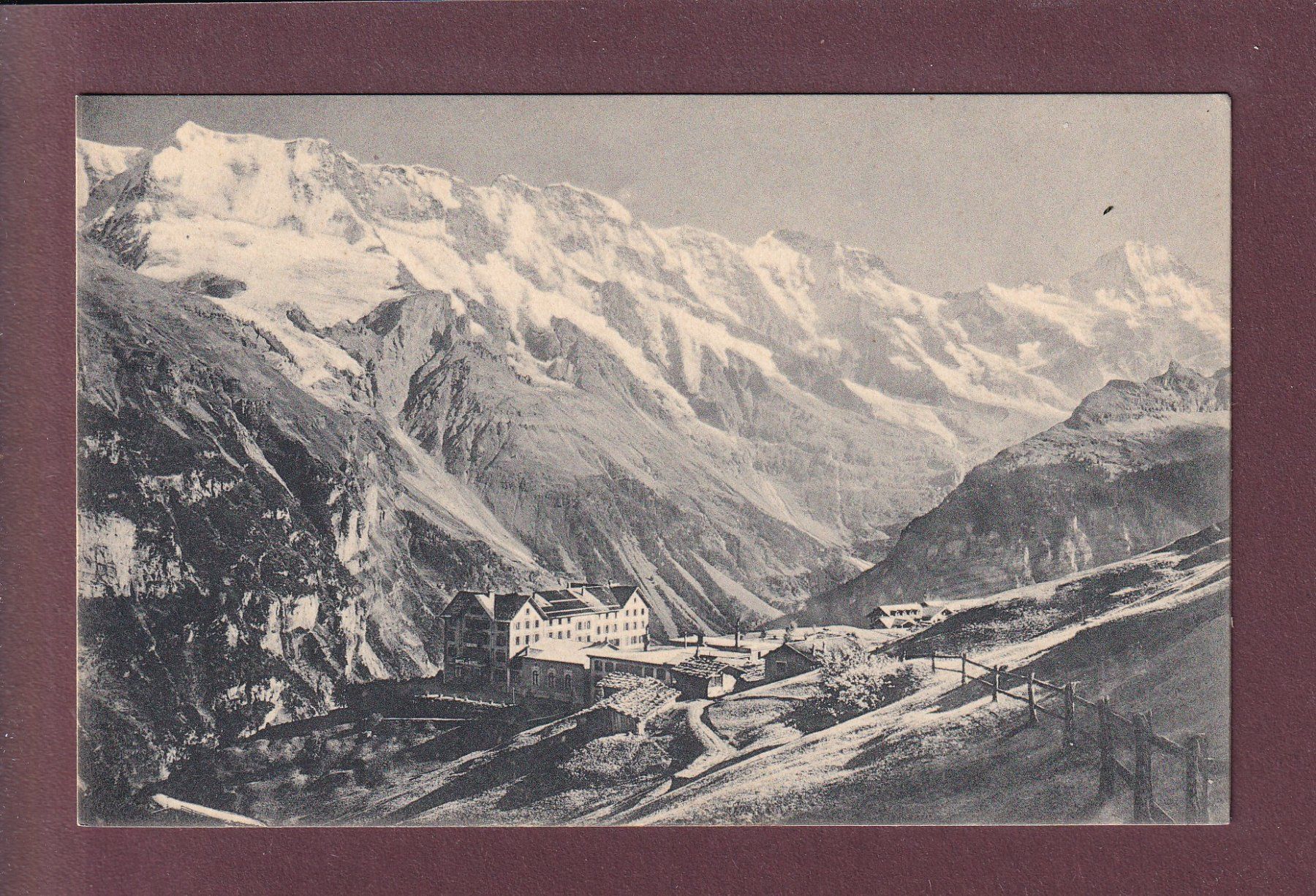 Cartoline postali: MÜRREN - Hotel des Alpes – Usato da Pully venduto da nicecards