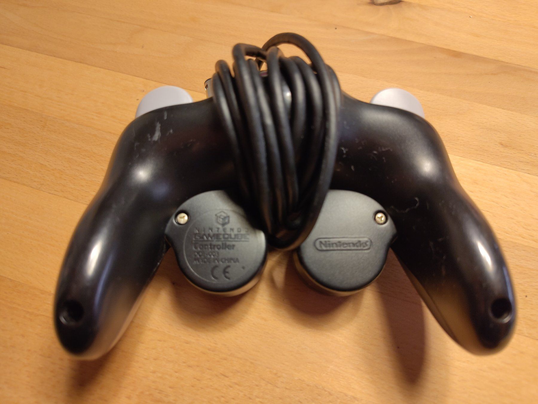 Nintendo Controller: Original Nintendo Gamecube Controller schwarz - gereinigt – Gebraucht aus Kloten von  2