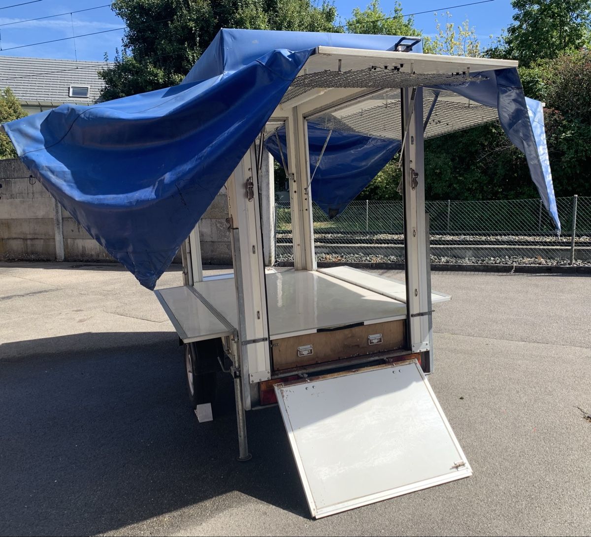 Altro per Eventi aziendali & Feste: Markt-Verkaufs- Anhänger Humbauer – Usato da Oberwil BL venduto da 3-rad 1