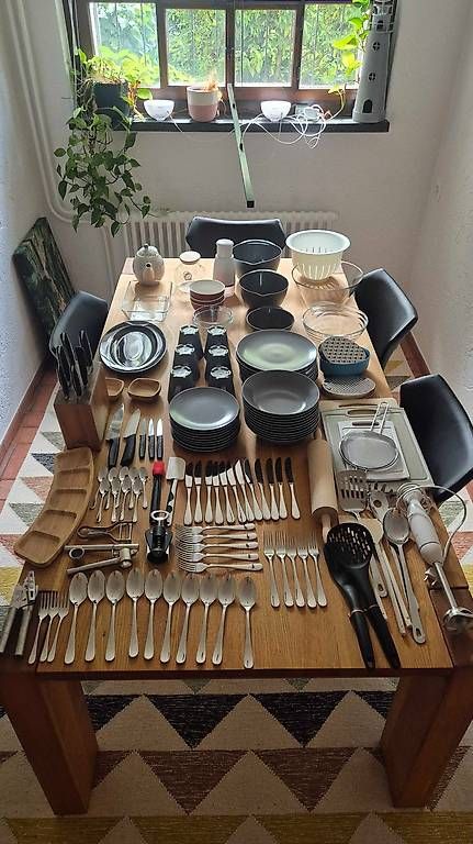 Cuisines complètes: Grosses Küchen-Komplettset  – D'occasion à Rüschlikon par samuelba