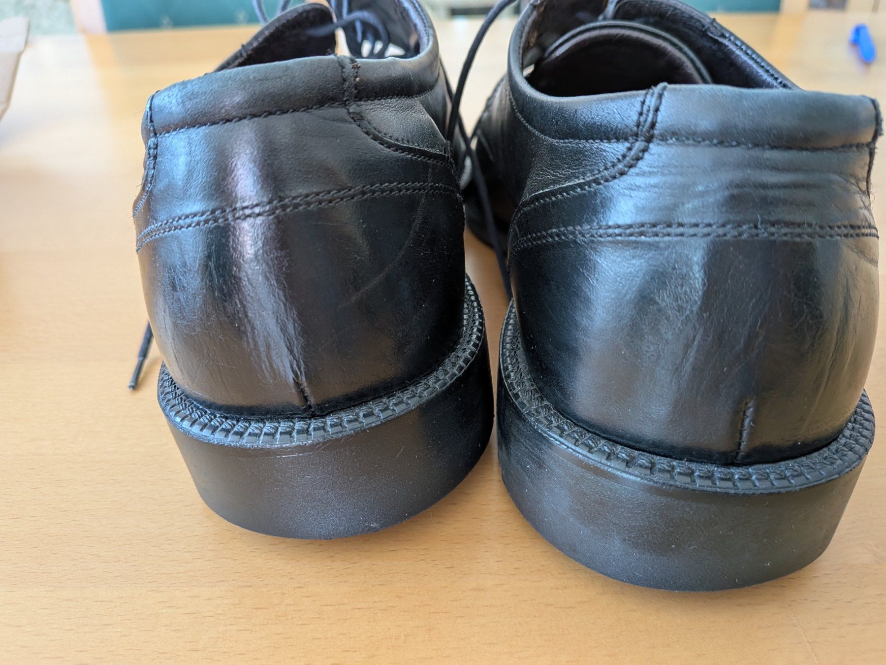 Scarpe da uomo: Schwarze BAMA Herrenschuhe Gr 43 – Usato da St. Gallen venduto da Bisaknosp 5