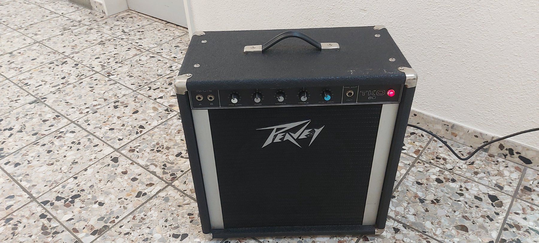 Peavey TKO 80 Solid State 75-Watt 1x15 Bass Combo Amp. (Gebraucht 