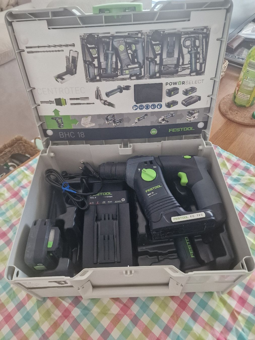 Festool Perceuses: Festool BHC 18 Li-Basic Bohrhammer von 2025  – D'occasion à Trimbach par Innocent23