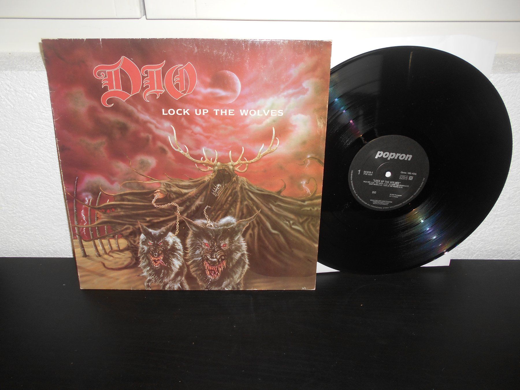 Dischi in vinile: Dio – Lock Up The Wolves / 1990 – Usato da Aarberg venduto da witchhunter01