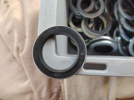 Posten Wellendichtringe Simmerringe Abstreifringe Rexroth
