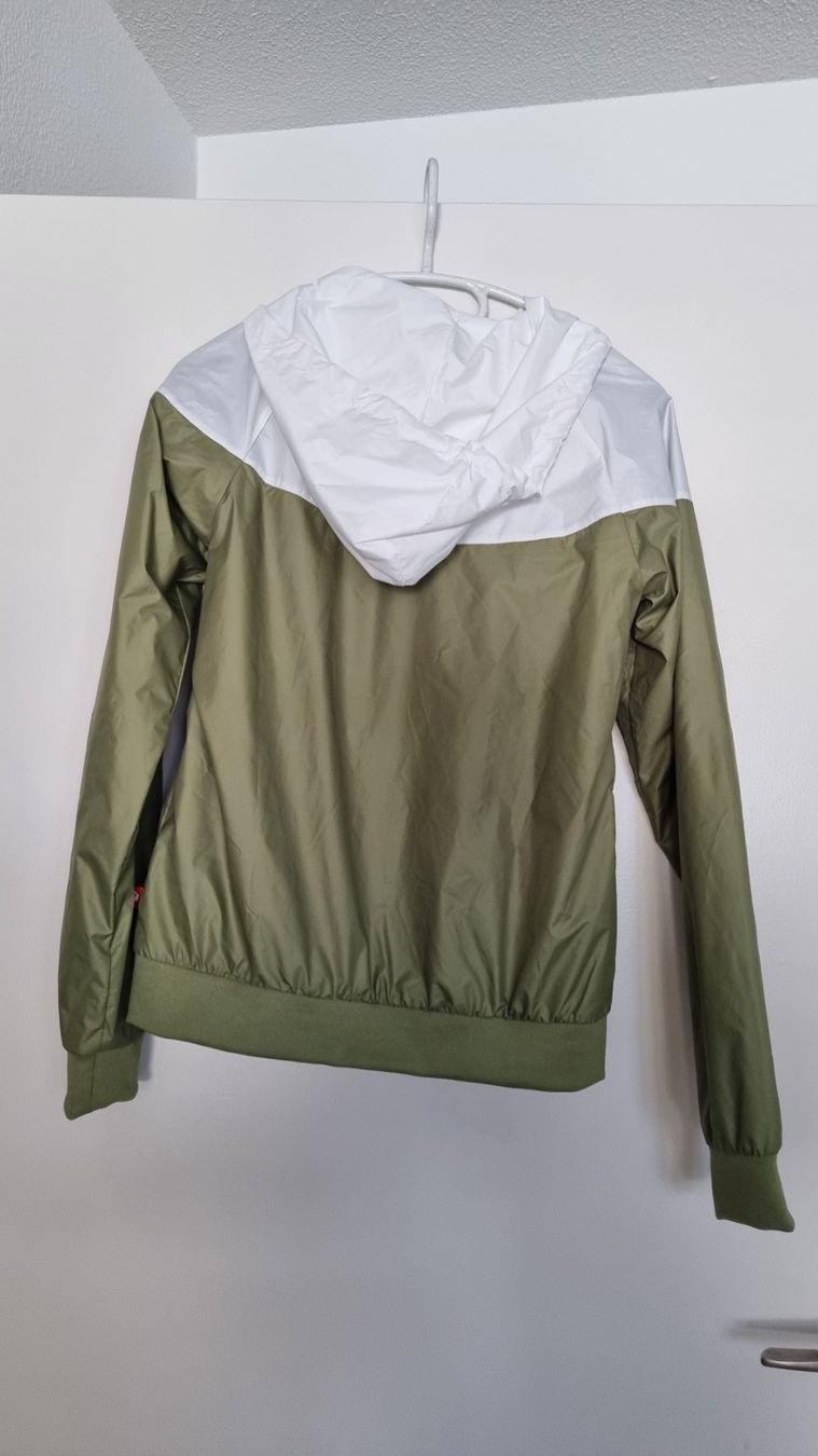 Nike Giacche: Nike Jacke – Nuovo (secondo la descrizione) da Meilen venduto da lisma29 1
