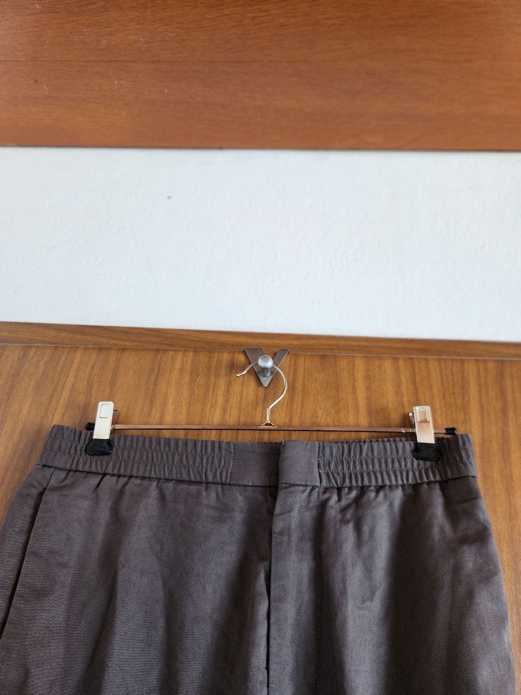 Cos Pantalons: Pantalon COS  kaki taille M  – D'occasion à Niedergösgen par Eva2410 3