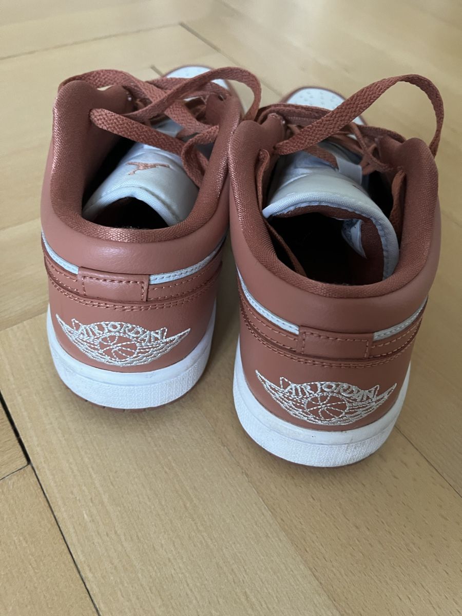 Jordan Scarpe da donna: Nike Air Jordan 1 Low – Usato da St. Gallen venduto da Asever___ 1