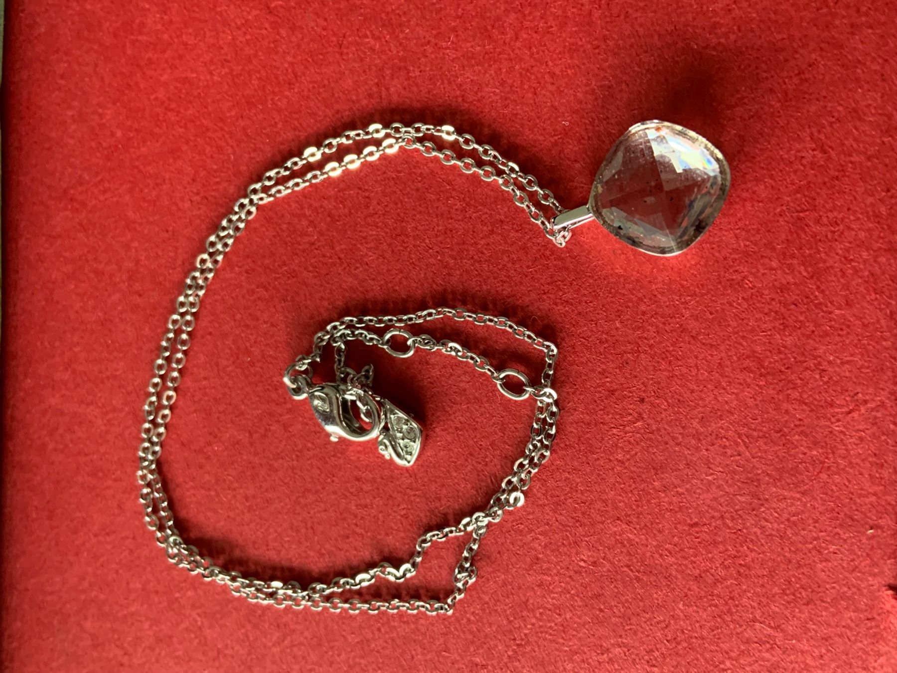 Swarovski Catenine: Swarovsky Kette leuchtend weiss – Usato da Laufen venduto da Bellebellezza 8
