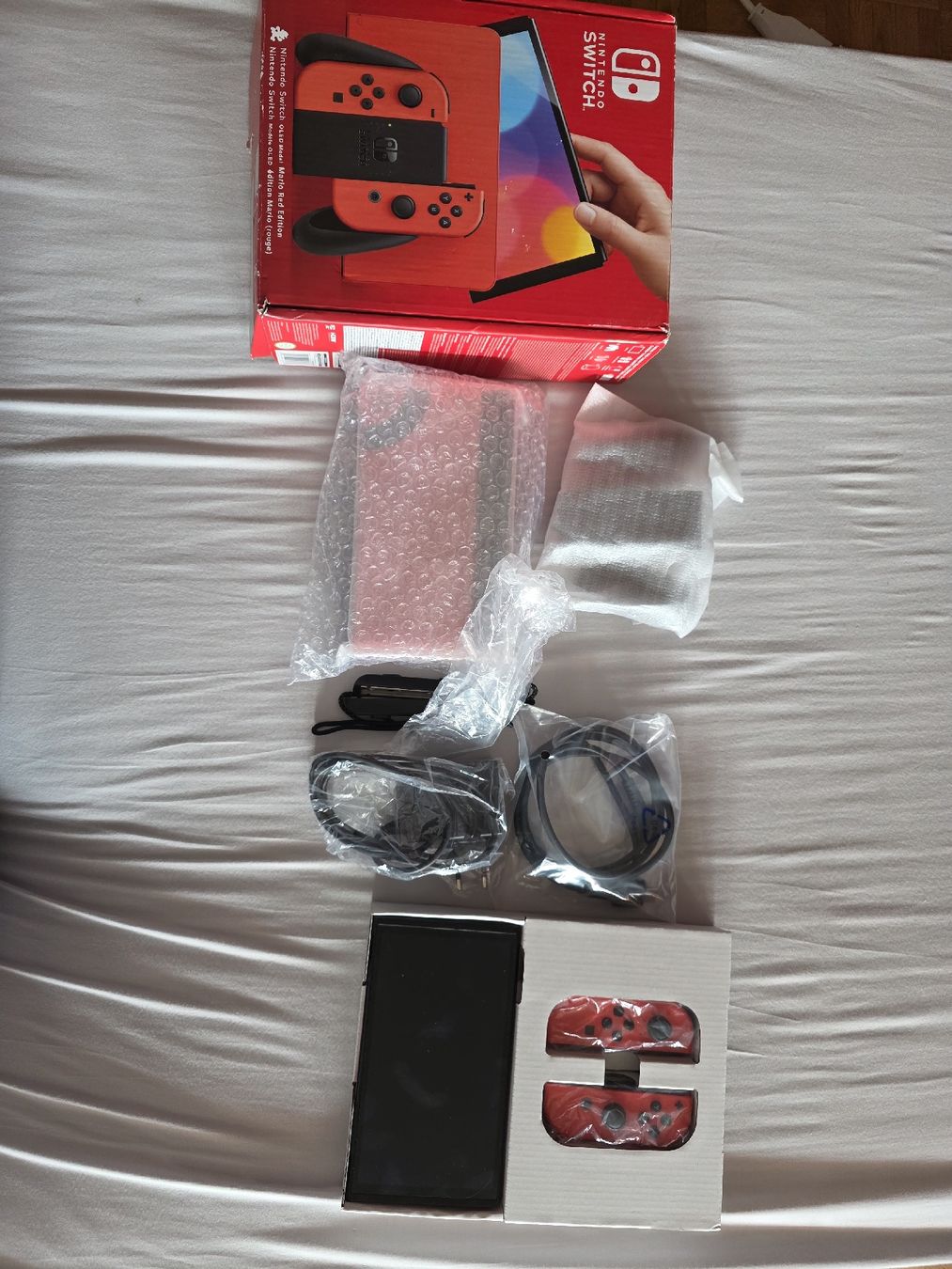 Nintendo Console: Nintendo switch oled Mario Edition – Nuovo (secondo la descrizione) da Meyrin venduto da baf_7w8v 1