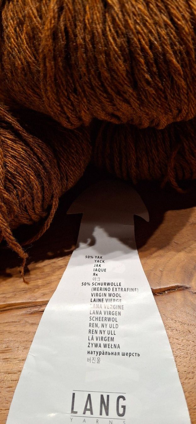 Copricapi, berretti & cappellini: Mütze "Yak" handgestrickt   NEU – Nuovo (secondo la descrizione) da Langenthal venduto da Handstrick 8