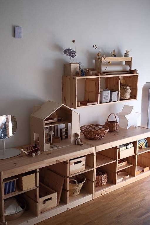 Ikea Étagères: Ikea Trofast Regalrahmen mit Holzboden – D'occasion à Binningen par kam_r575 2