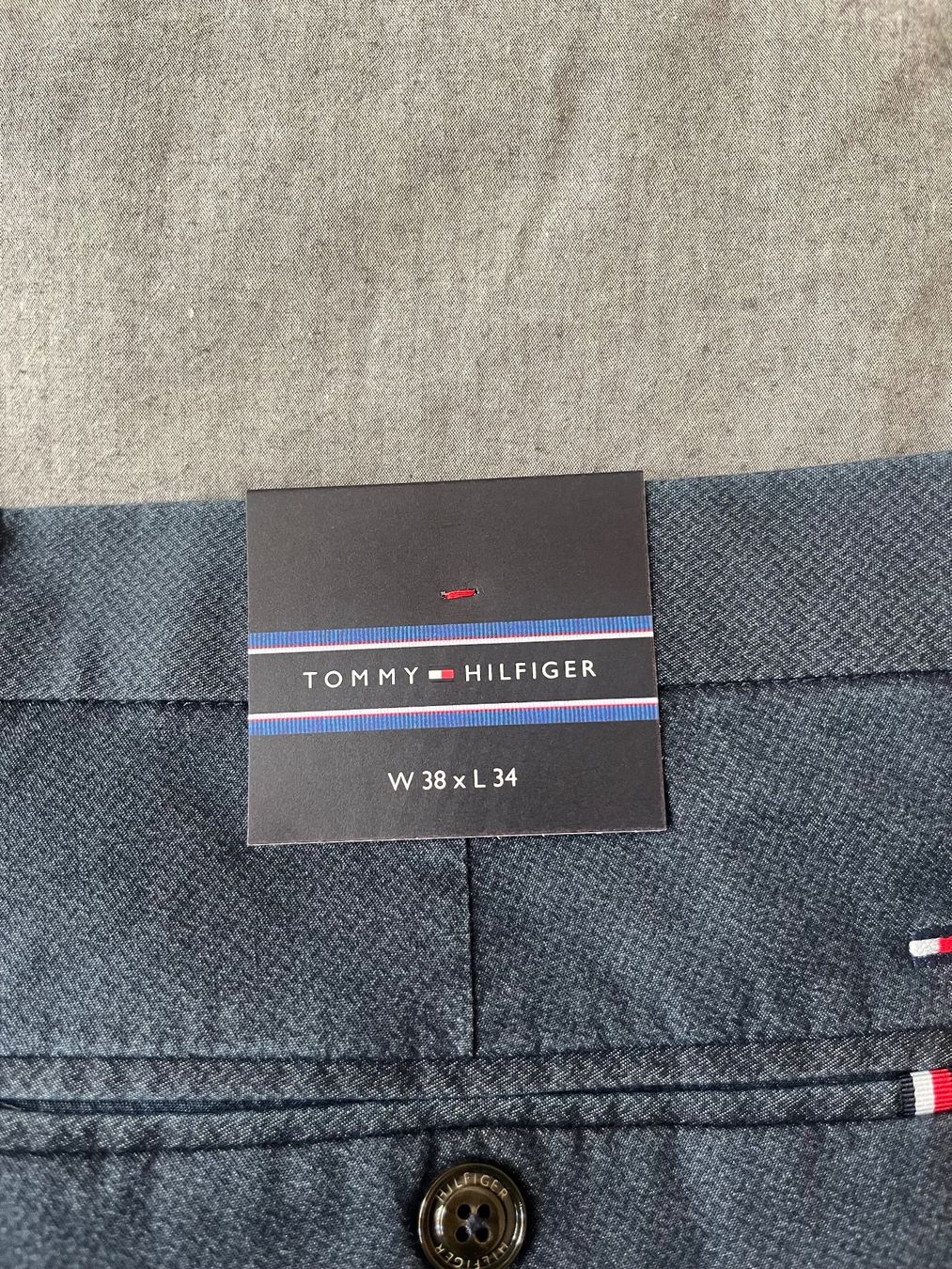 Tommy Hilfiger Pantaloni: Tommy Hilfiger denton straight fit – Nuovo (secondo la descrizione) da Lausanne venduto da aloncey 4