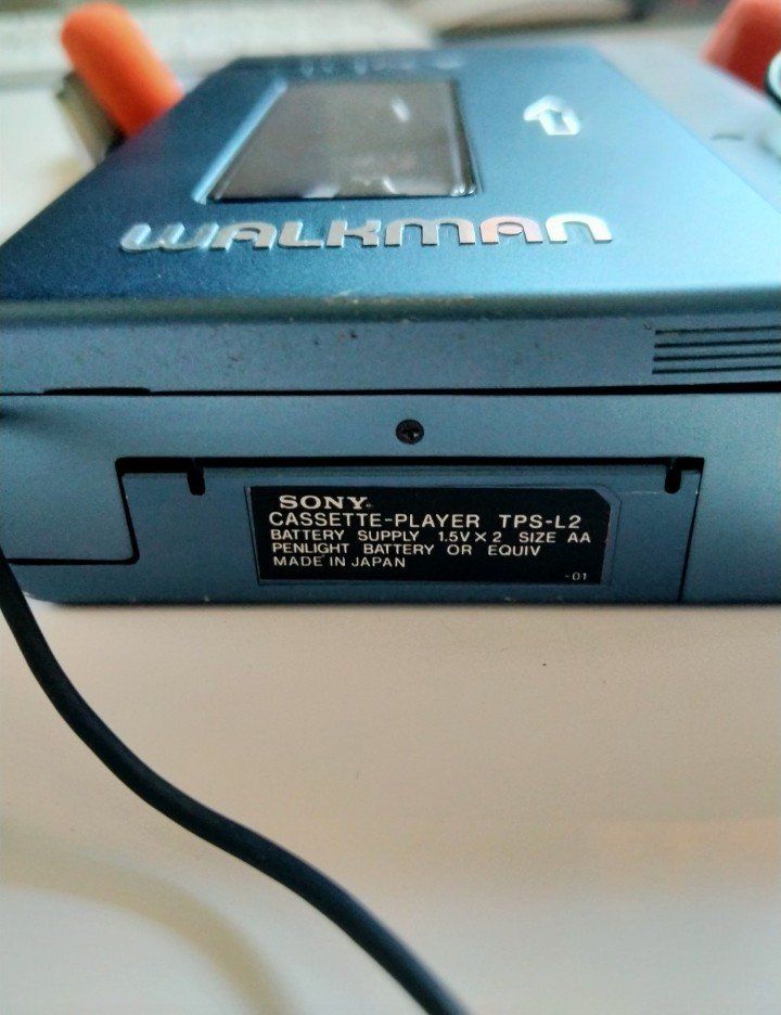 Sony Lettore multimediale portatile: Walkman Sony TPS-L2 – Usato da Pampigny venduto da Krat 5