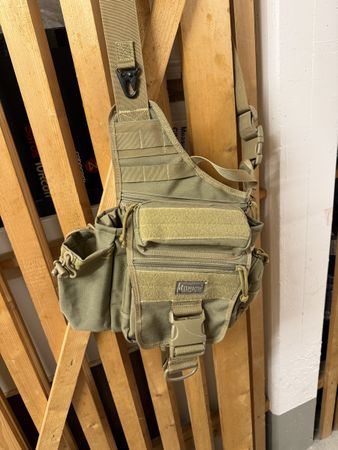 Maxpedition jumbo Umhängetasche
