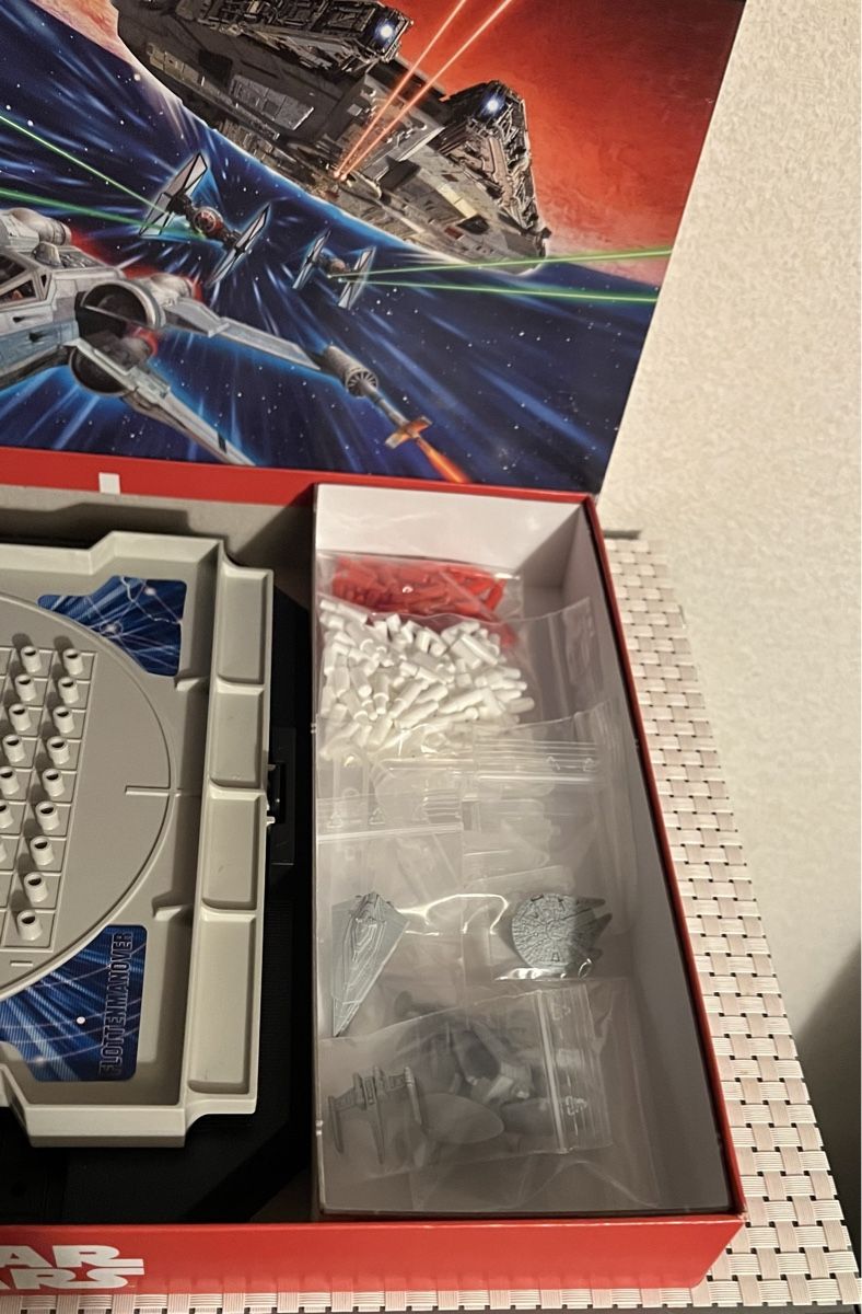 Disney Giochi: Star Wars - Flottenmanöver – Usato da Flawil venduto da NiceT 5