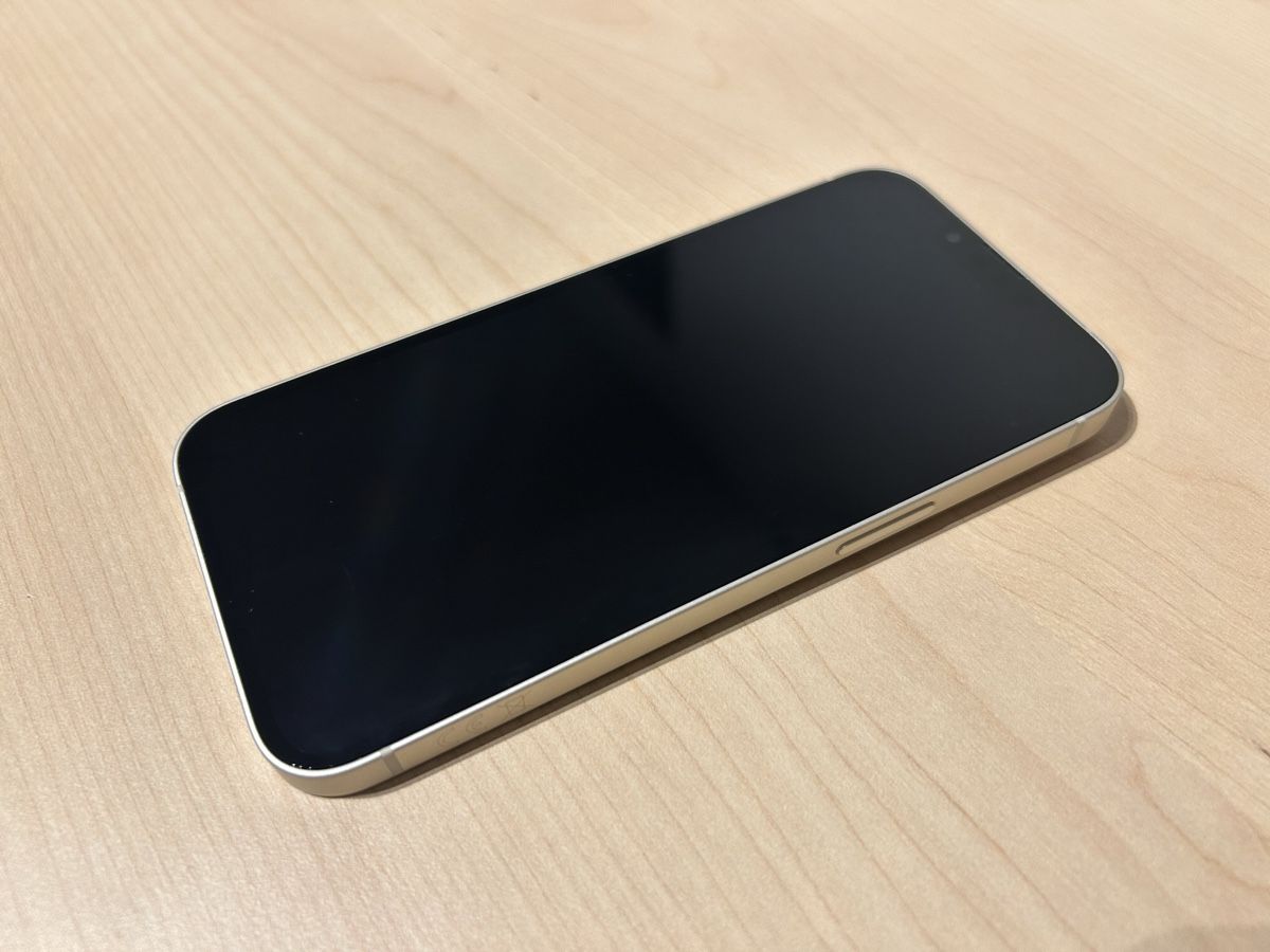 Apple Handys / Smartphones: iPhone 13 weiss 128 GB – Gebraucht aus Zürich von  1