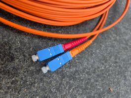Glasfaser-Patchkabel Duplex SC-SC 30m Multimode 50/125 µm