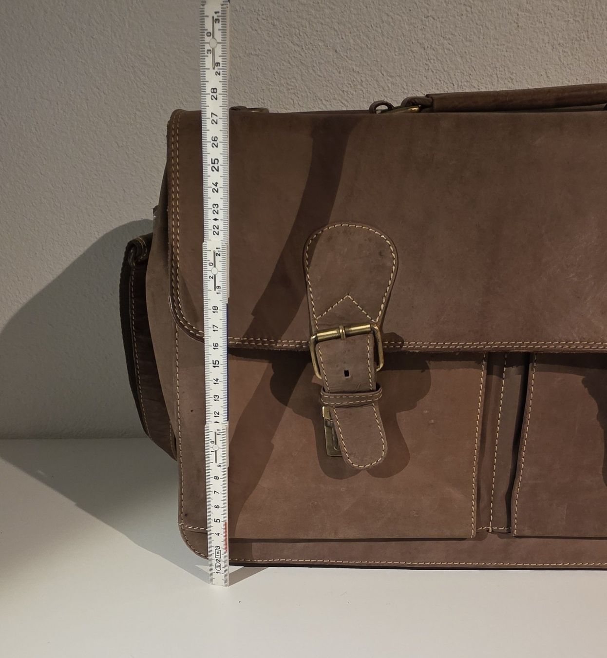 Valigie & Borse: Vintage Ledertasche / Umhängetasche – Usato da Wichtrach venduto da Croianer 2