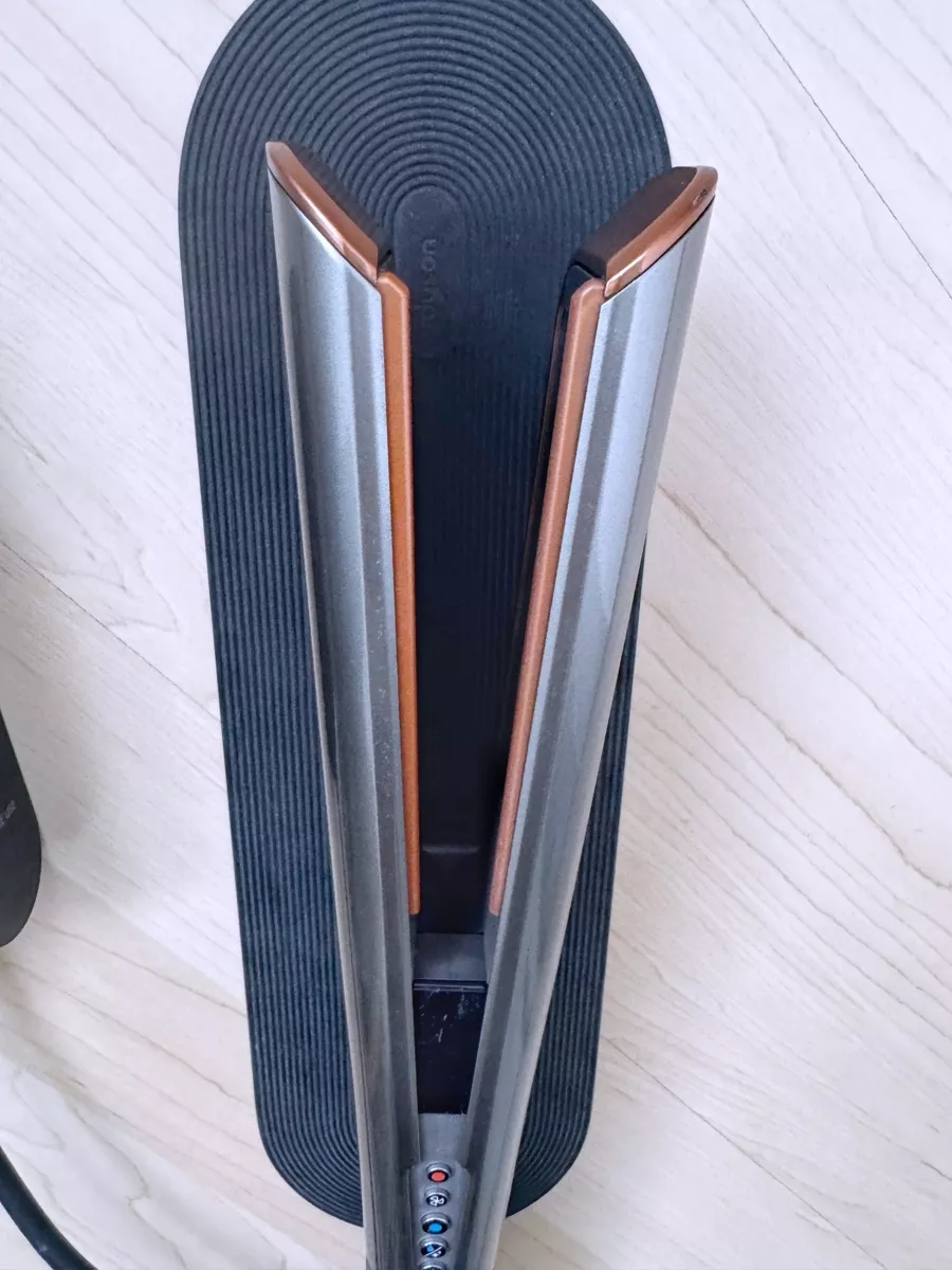 Dyson Asciugacapelli: Dyson Airstrait – Usato da Brugg AG venduto da Gucci59 4