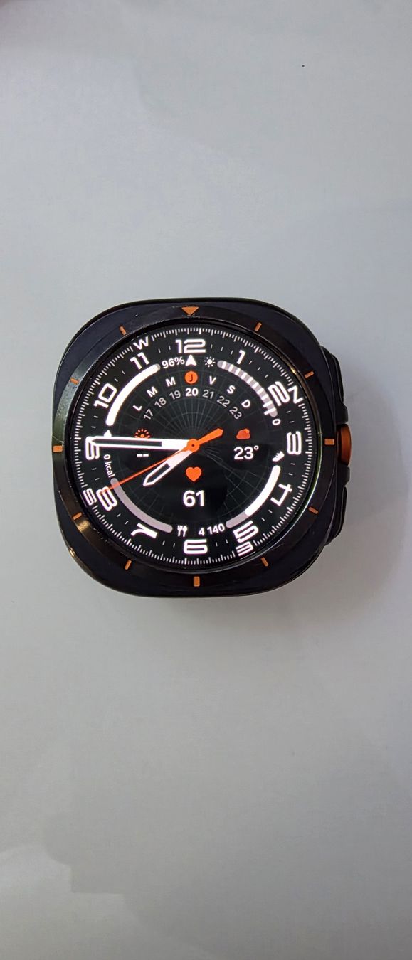 Samsung Smartwatch: Samsung Galaxy watch ultra titanium – D'occasion à Vuisternens-Ogoz par dam_qd9c 2