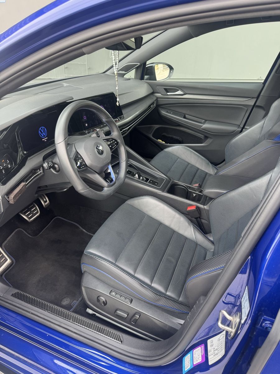 VW Autos: Golf 8 r – D'occasion à Bussigny par flo_nx6h 6