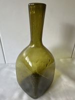 Grüne Glasvase, Vintage, 24cm hoch, unten quadratisch
