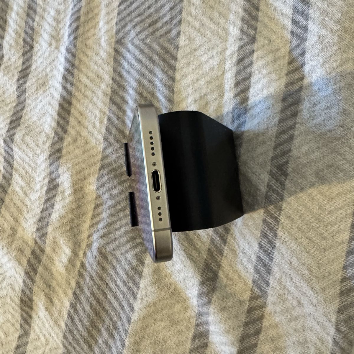 Apple Telefoni cellulari / Smartphones: Iphone 15 Pro 256Gb – Usato da Cham venduto da Dzhurswitz 3