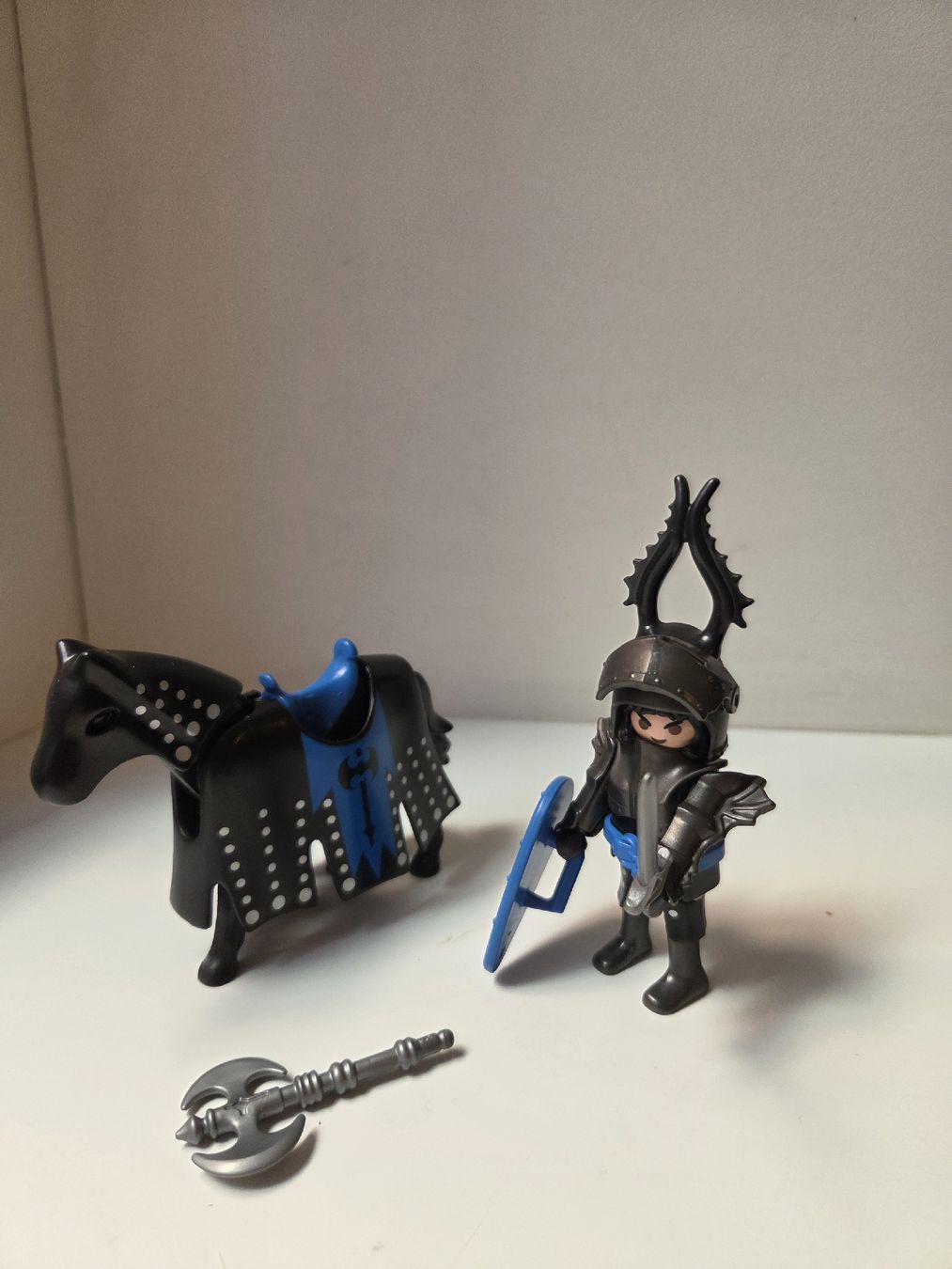 Playmobil Giocattoli: Playmobil set 3315 Cavaliere nero – Usato da Locarno venduto da gab_22kt 1