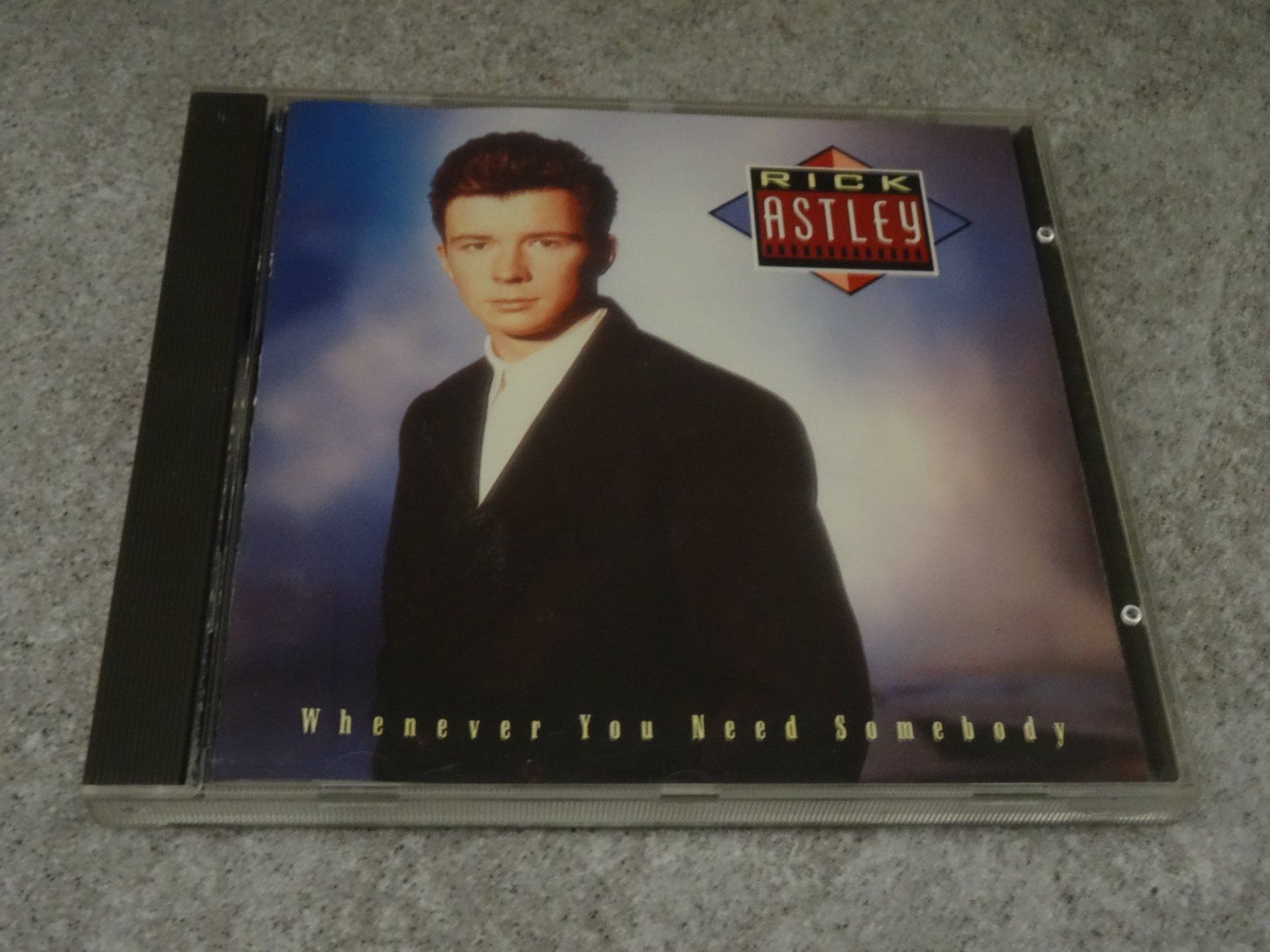CDs: Rick Astley - Whenever You Need Somebody CD – Gebraucht aus Olten von Disc-Ausverkauf