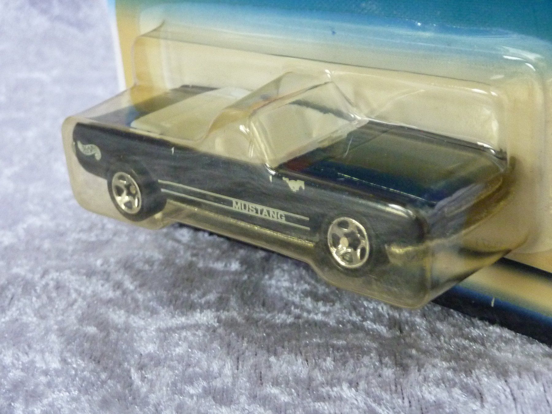 Ford Modellautos: Ford Mustang Cabrio 1965  1:64 – Neu und originalverpackt aus Dürrenäsch von Cobra1ch 3