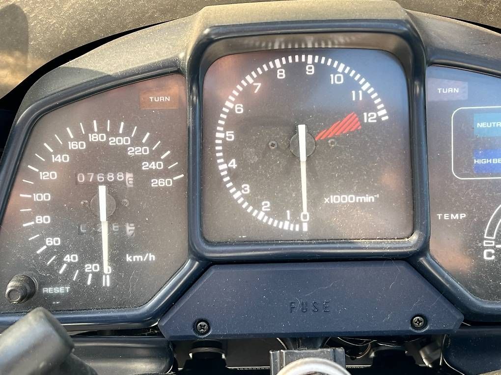 Honda Strasse: Honda VFR 750 F – Gebraucht aus Langnau i. E. von Weke2 3