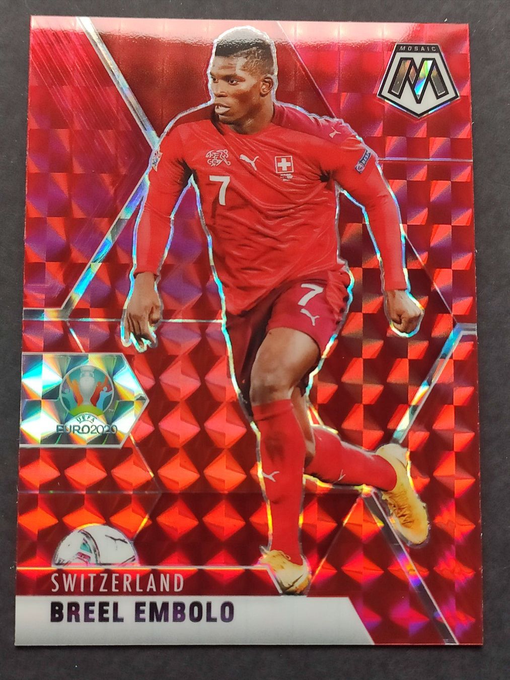 Panini Sammelbilder & Trading cards: Breel Embolo Red Mosaic Euro 2020 – Gebraucht aus Olten von cweb
