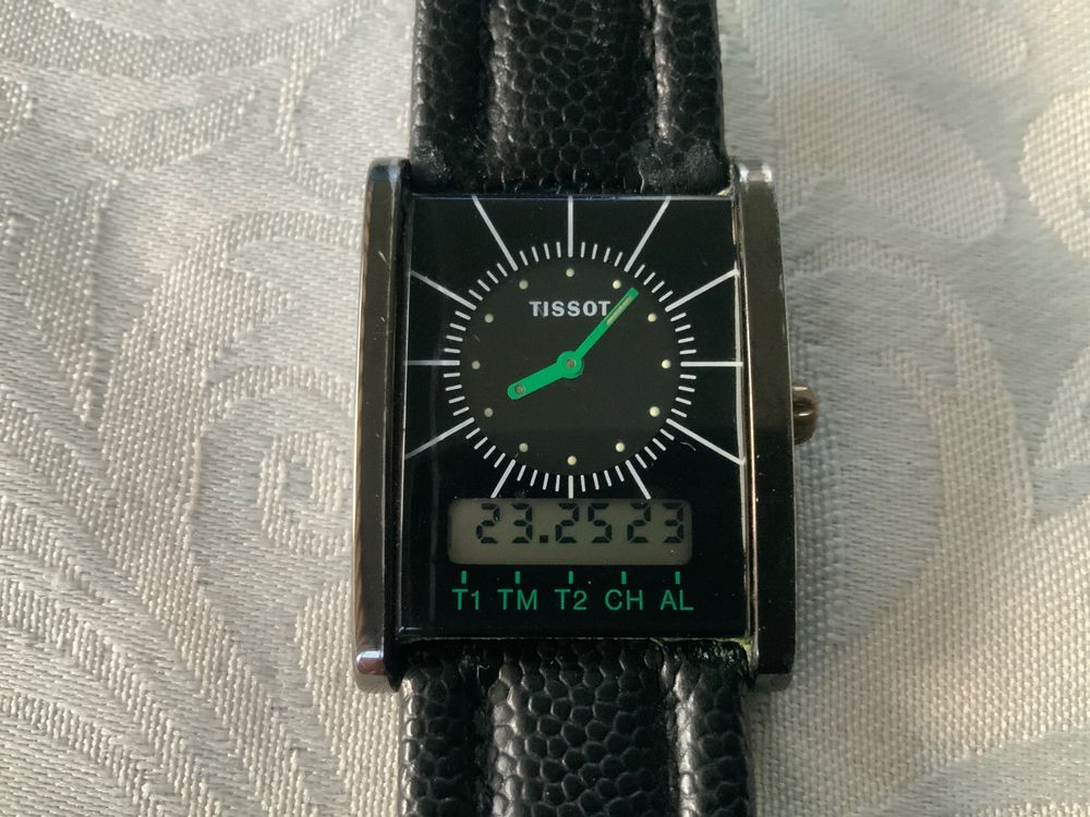 Tissot D377 Uhr l uft Comprare su Ricardo