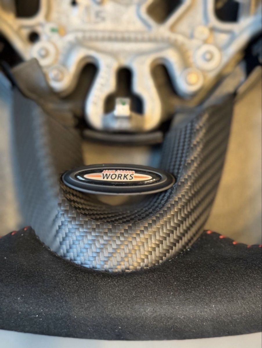 Mini Tutti pezzi di ricambio auto: Mini John Cooper Works Lenkrad Alcantara Carbon  – Nuovo (secondo la descrizione) da Wil ZH venduto da Cyril-Las 2