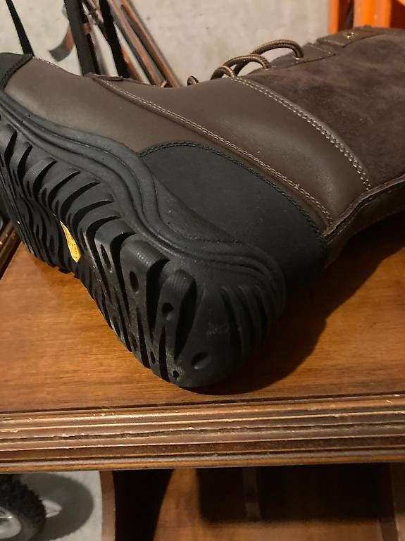 Damenschuhe: Praktisch neue Uggs – Gebraucht aus Arbon von Bug01