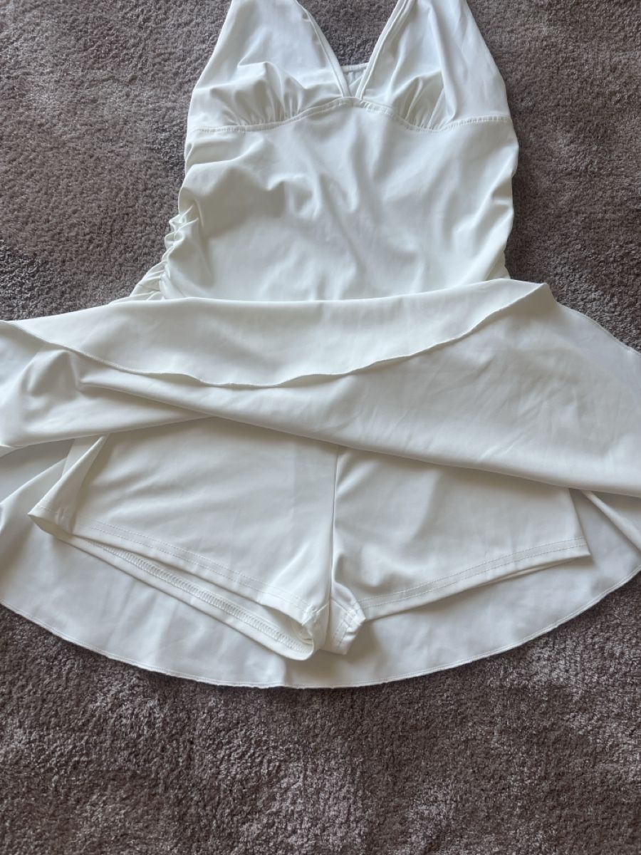 Vestiti: Robe short blanc M – Nuovo (secondo la descrizione) da Lausanne venduto da mae_dj7r 1