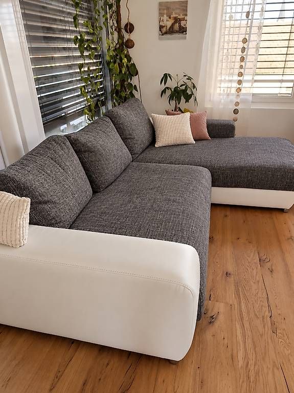 Divani: L-Sofa Longchair rechts / Ecksofa gross – Usato da Diepoldsau venduto da Ibiza87 2