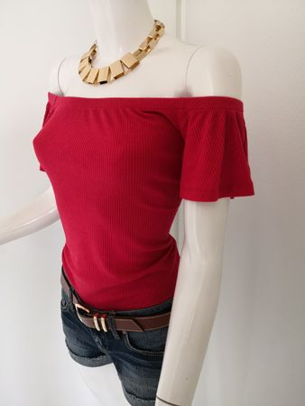 🤩MANGO RIPP-TOP MIT äRMEL SCHULTERFREI ROT NEU