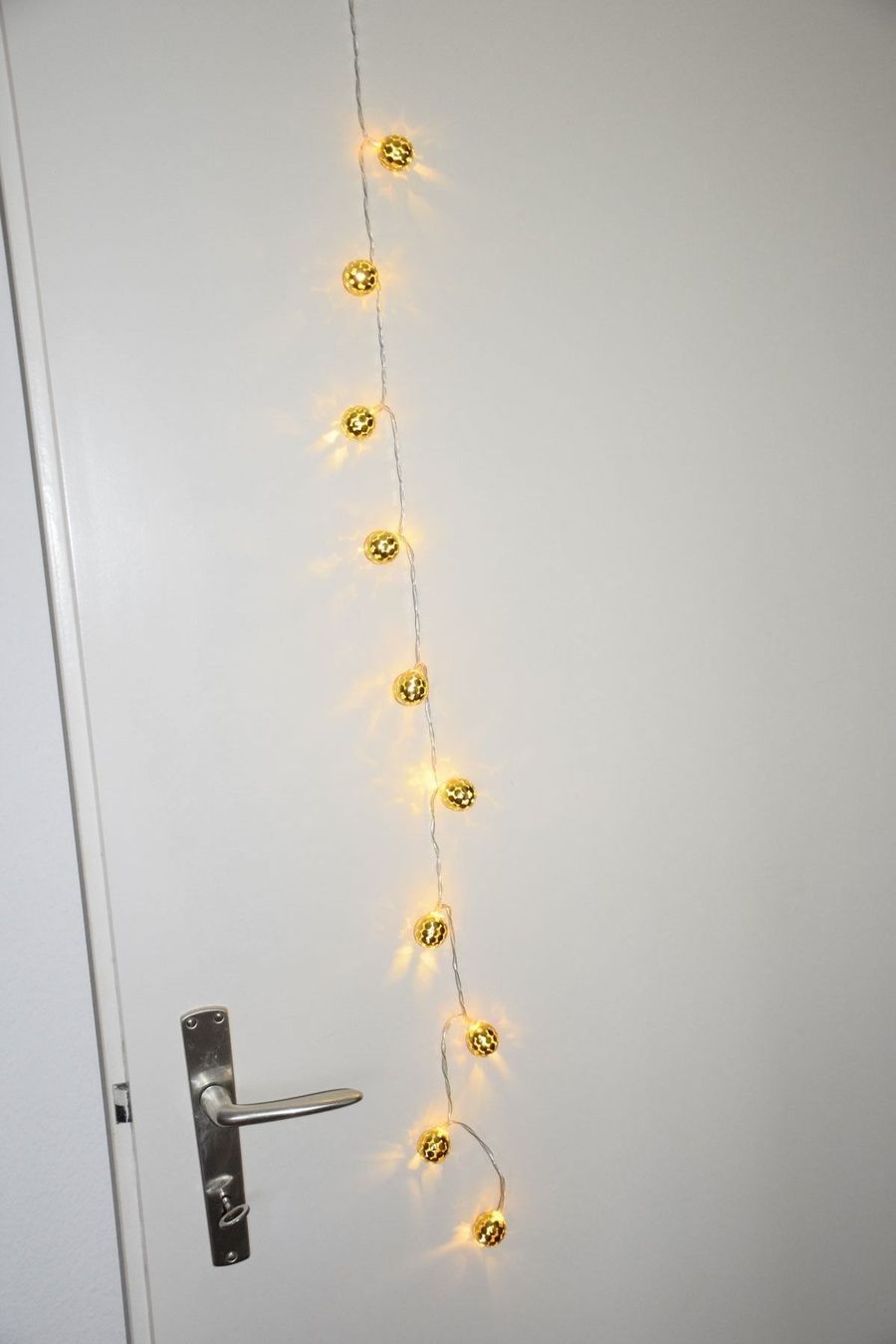 Ghirlande e barre luminose: Lichterkette 10 LED Goldbälle – Nuovo e nell'imballaggio originale da Wetzikon ZH venduto da Wetzicardo25 3