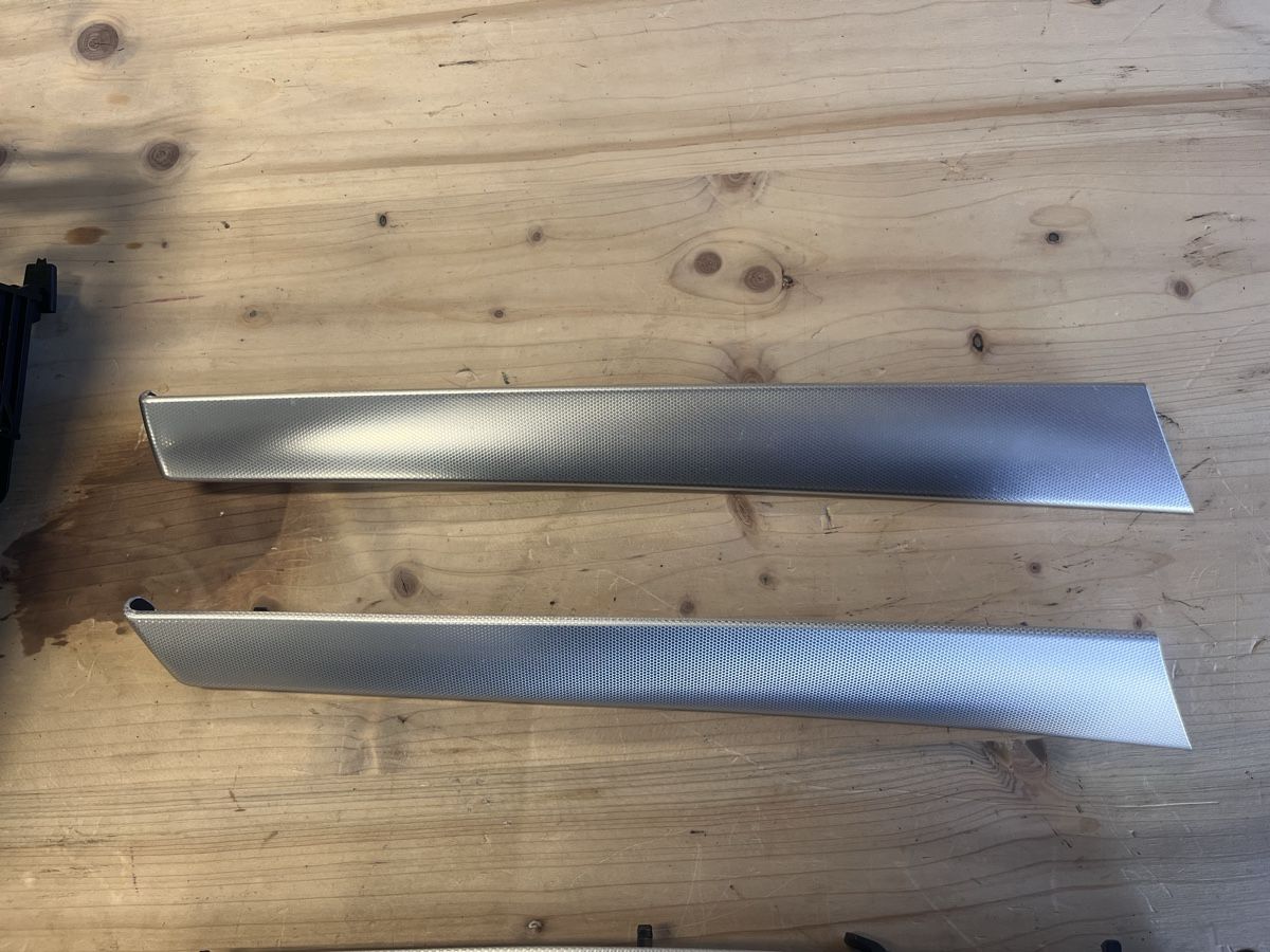 Audi Toutes les pièces auto: Garniture interne Audi A3/S3/Rs3 8P – D'occasion à Lausanne par kamikazy 6